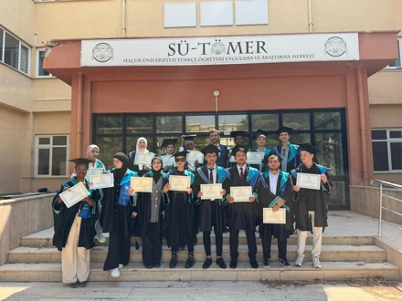 Selçuk TÖMER'de Mezuniyet Heyecanı